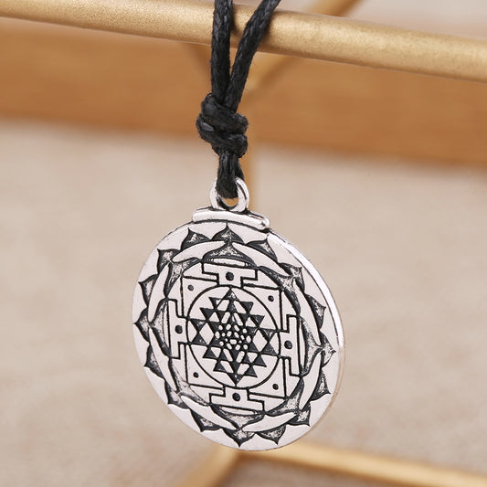 Sri Yantra for Growth and Healing Amulet